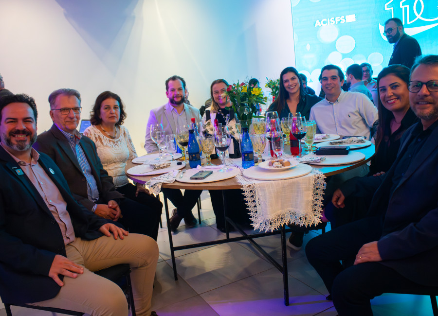 TESC celebra os 110 anos da ACISFS, reconhecendo seu legado empresarial e o associativismo que impulsiona São Francisco do Sul.